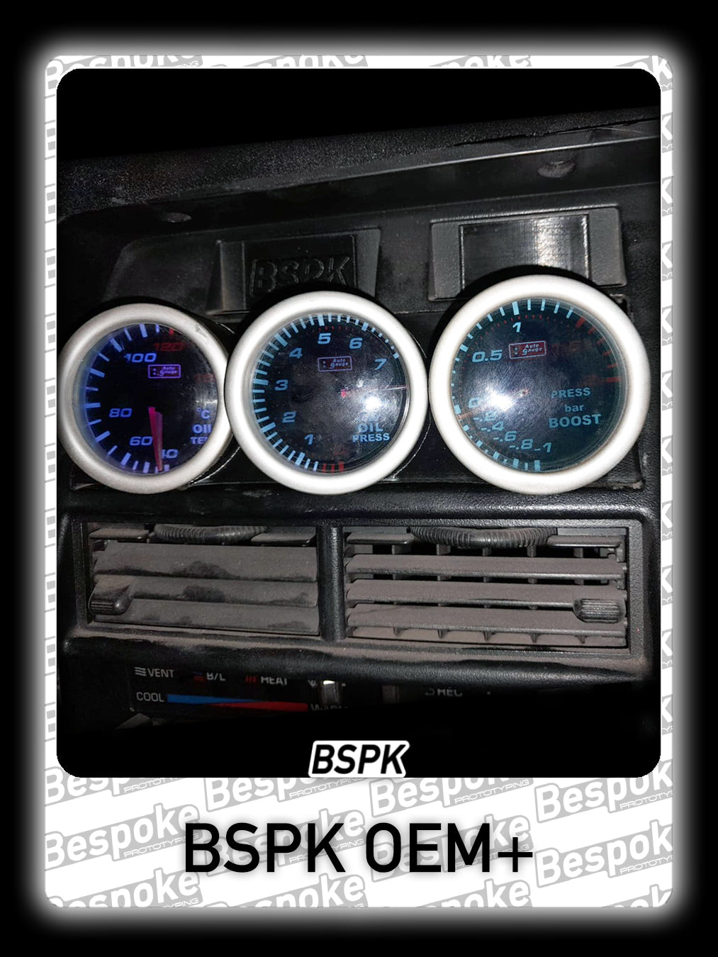 Toyota Corolla KE70 - Radio Triple Gauge Pod 10°
